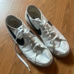 Nike men’s Size 10.5