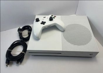 1TB Xbox One S With GTA 5 and Forza 5