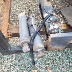 Hydraulic 