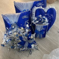 Cojin, Ramo, Bible, Tocador Pa El Pelo $100