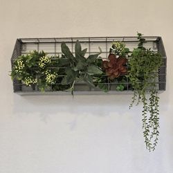 Hanging  Meta Wirel Basket With Artificial Plants