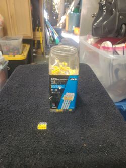 100 plus wire connectors from 20 gauge to 12