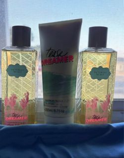 Victoria’s Secret perfume tease dreamer