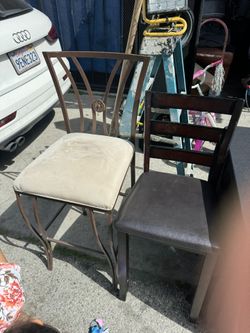 20$ Each Or Best Offer High Chairs 