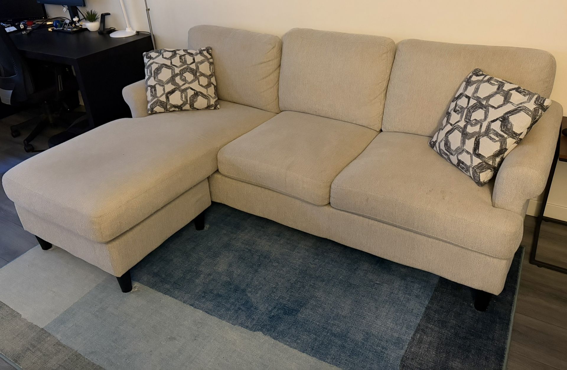 7 Foot Couch With Reversible Chaise