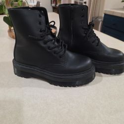 Dr Martens Vegan Jadon Platform Boot 