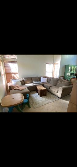 Sectional couch