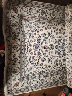 Hand Knotted Carpet?
