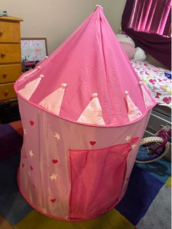 Castle tent