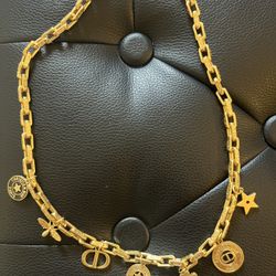 Women Necklace Choker Bee 