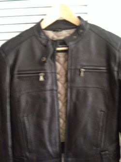 Steven madden M size