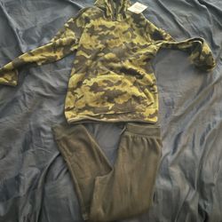 Boys Fleece Size 7 Outfit New 