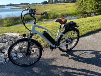 E-Bike - Like new!