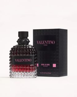 Valentino Uomo Born in Roma