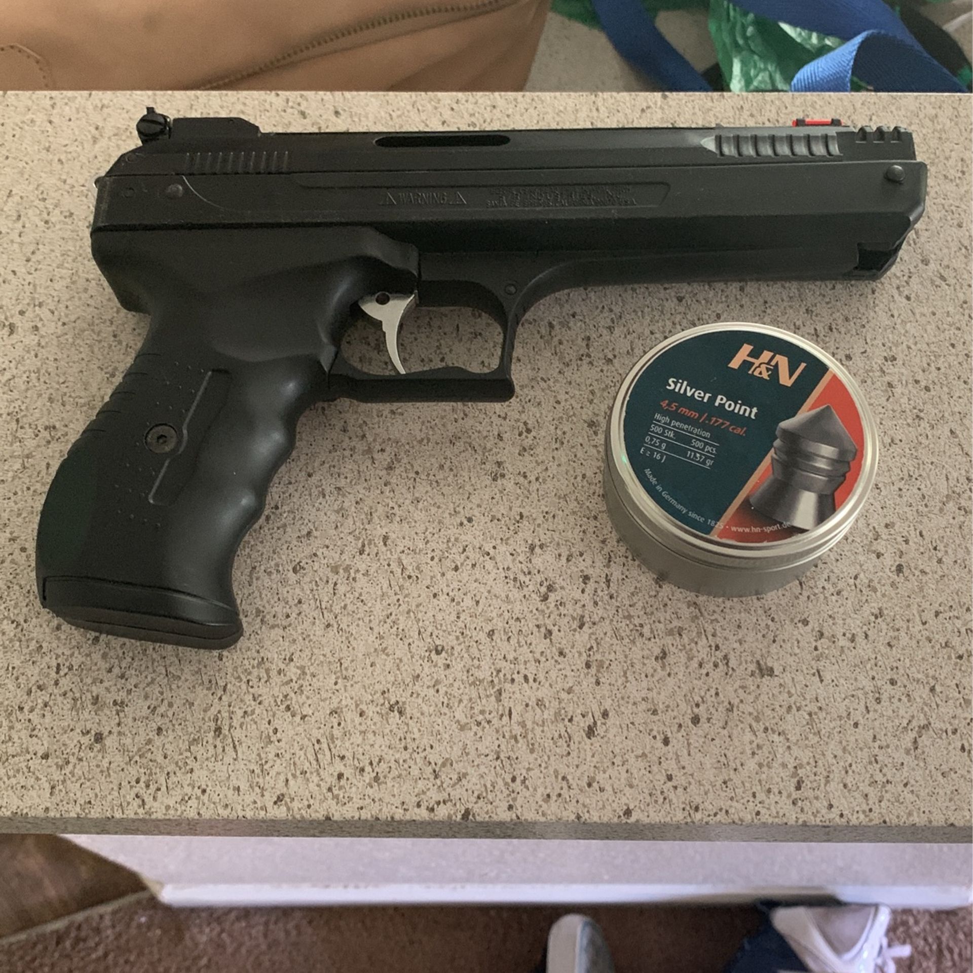 Beeman Sportsman Series Deluxe Air Pistol - Model 2004