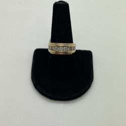 14KT YELLOW GOLD GENTLEMAN RING, 1.35 CTW NATURAL DIAMOND, SIZE 9’ 