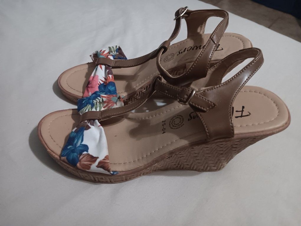 Women's Wedge Floral Bow Tie Sandals Size 7