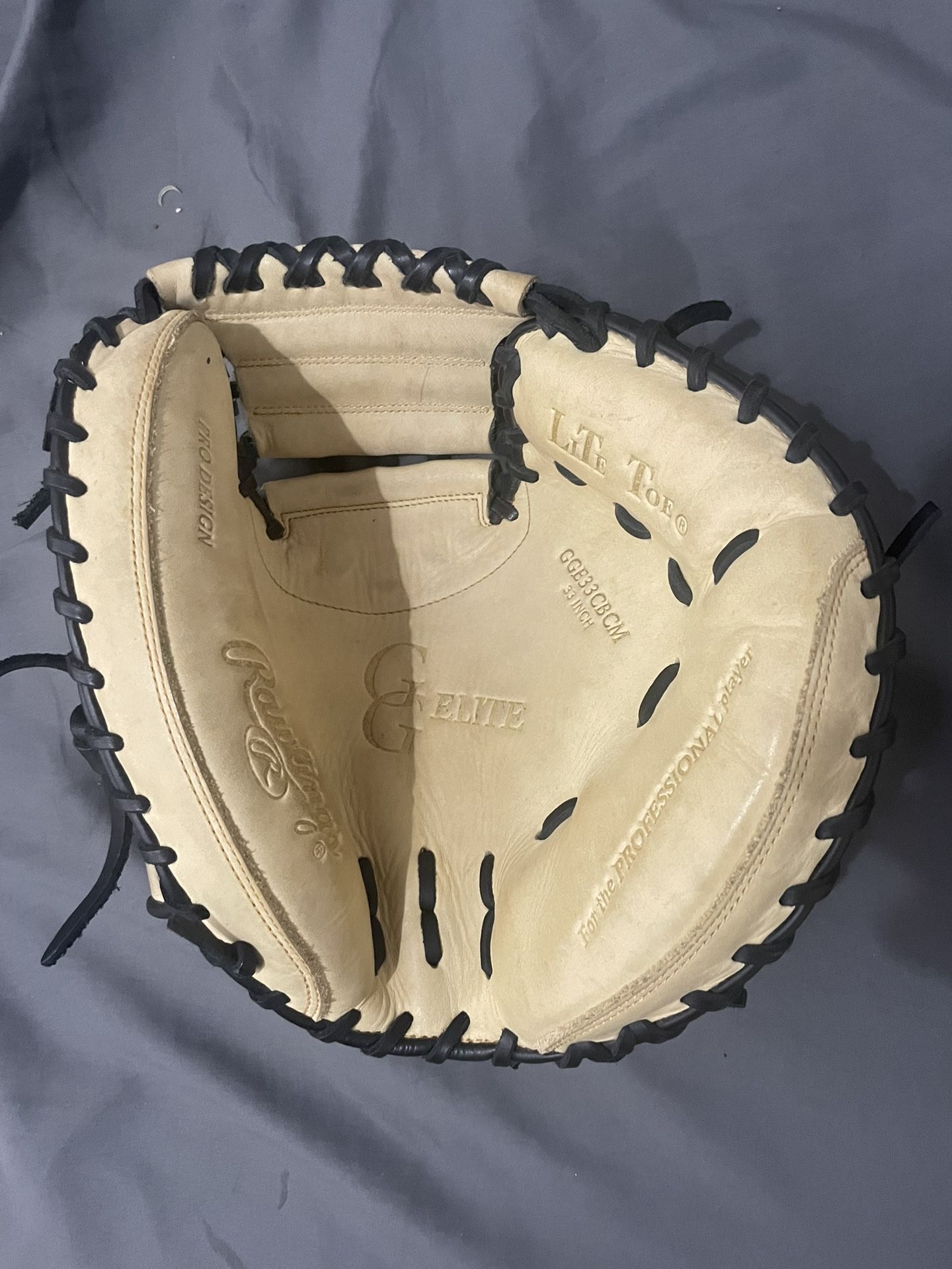 Rawlings GG elite catchers glove 33” Slightly Used
