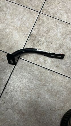 Silverado/Sierra 1500 99-02 Front Bumper Bracket RH,Outer Brace,Extended/Standard Cab Pickup