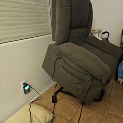 Full Tilt Recliner 