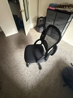 Computer chair FREE!!