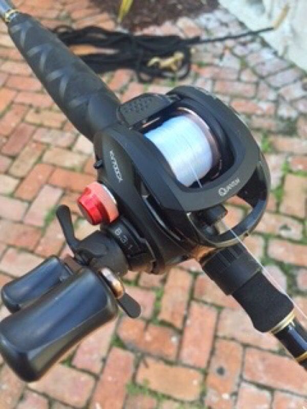 Quantum KVD bait casting fishing reel w/ carbon fiber rod