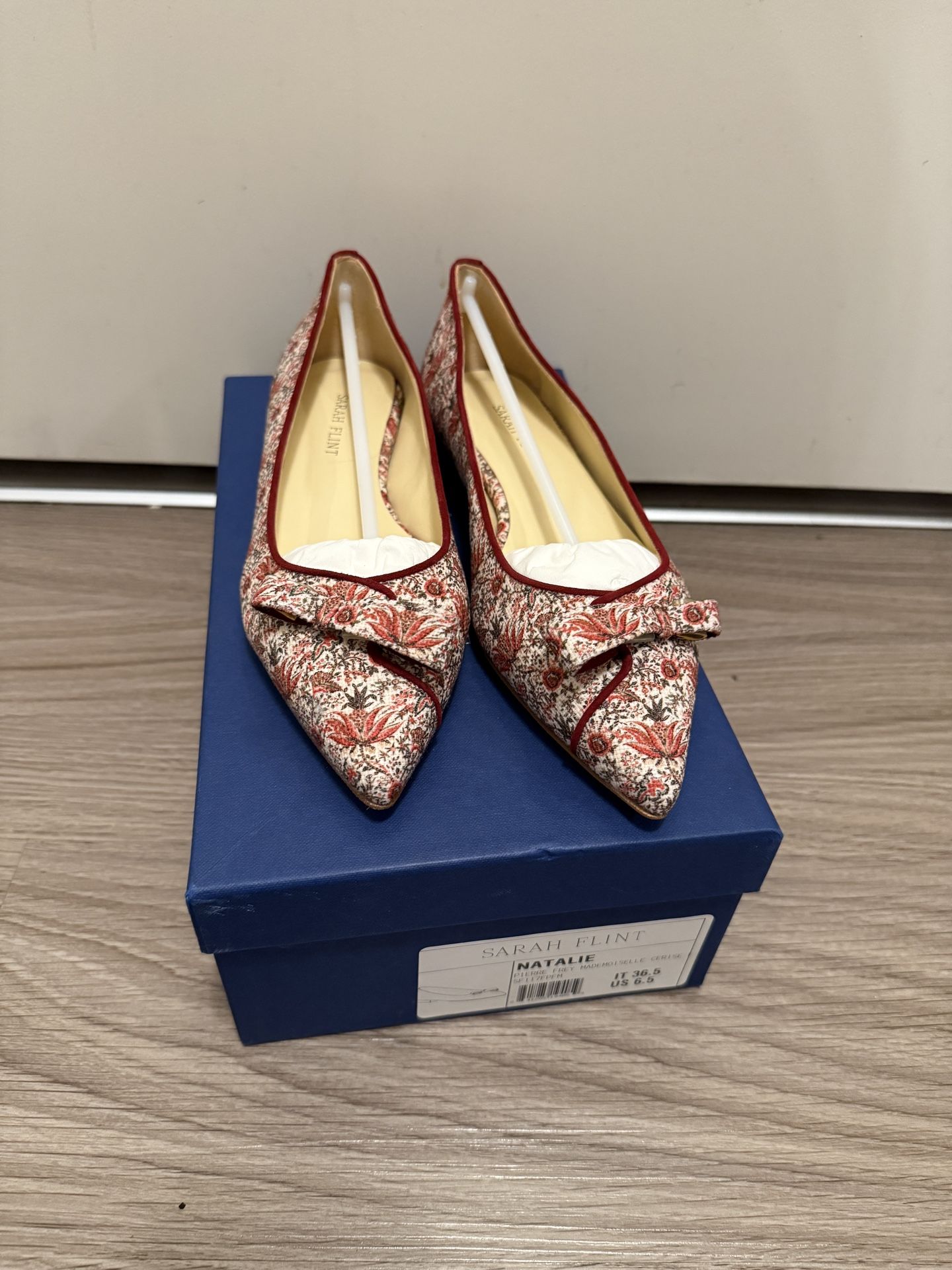 Sarah Flint Flats (BRAND NEW) - Size 6.5