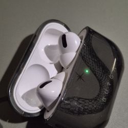 Air Pod Pros  1st GEN