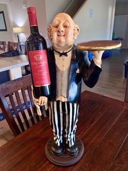 Chef statue