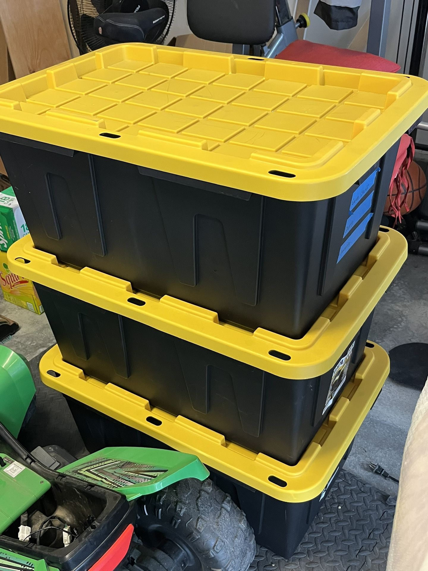 3 Containers