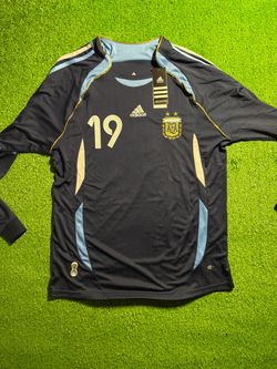 Argentina 2006 Away Lionel Messi Retro Jersey