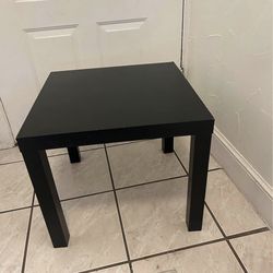 Side table, black-brown, 21 5/8x21 5/8 "