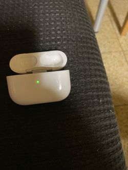 AirPods pro 2 MAGSAFE case