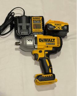 Llave de Impacto DeWalt 20V MAX XR 1/2" (Modelo DCF900P1) — Nueva en Caja
