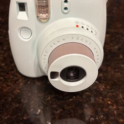 FujiFilm Instax Mini 9 