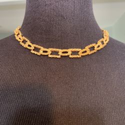 Beautiful Goldtone Choker Necklace 