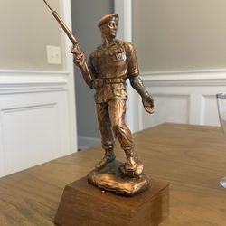 VINTAGE U.S Air Force Security Brass Statue commemorates one of its heroes