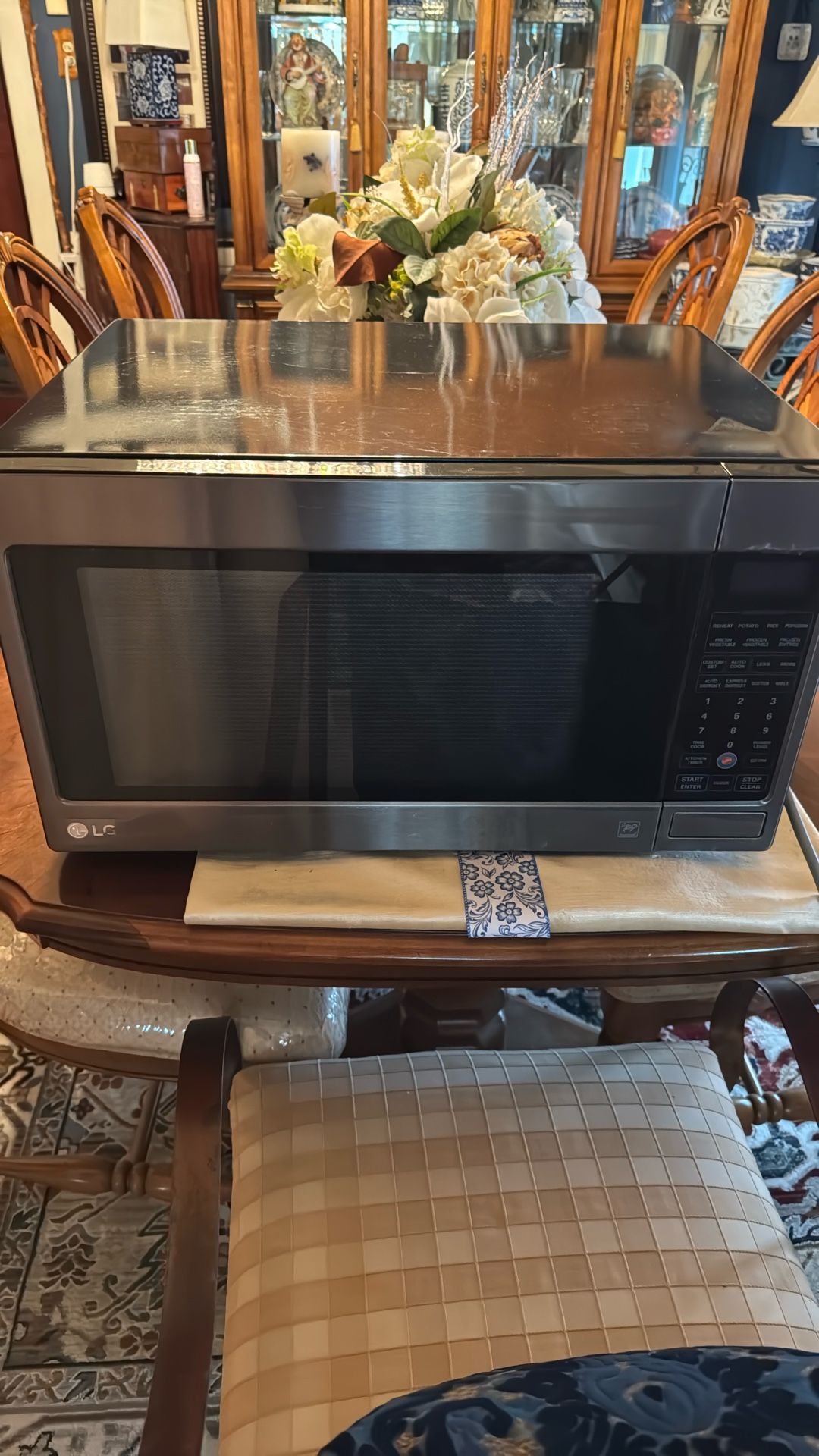 LG Microwave