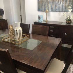 6-Seated Dining Table and Buffet Console