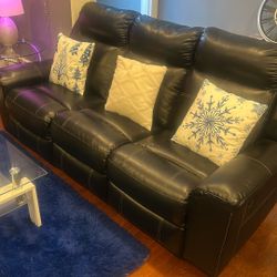 Black Leather Recliners  $400 Or Best Offer 