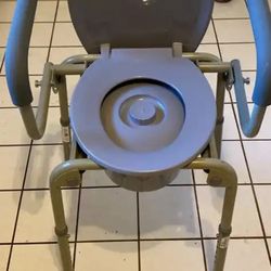 Portable Commode Chair
