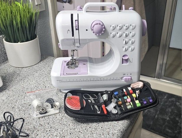 Sewing Machine for Beginner Multi-Functional Portable Machine with 12 Built-in Stitches