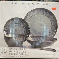 Dinnerware Set
