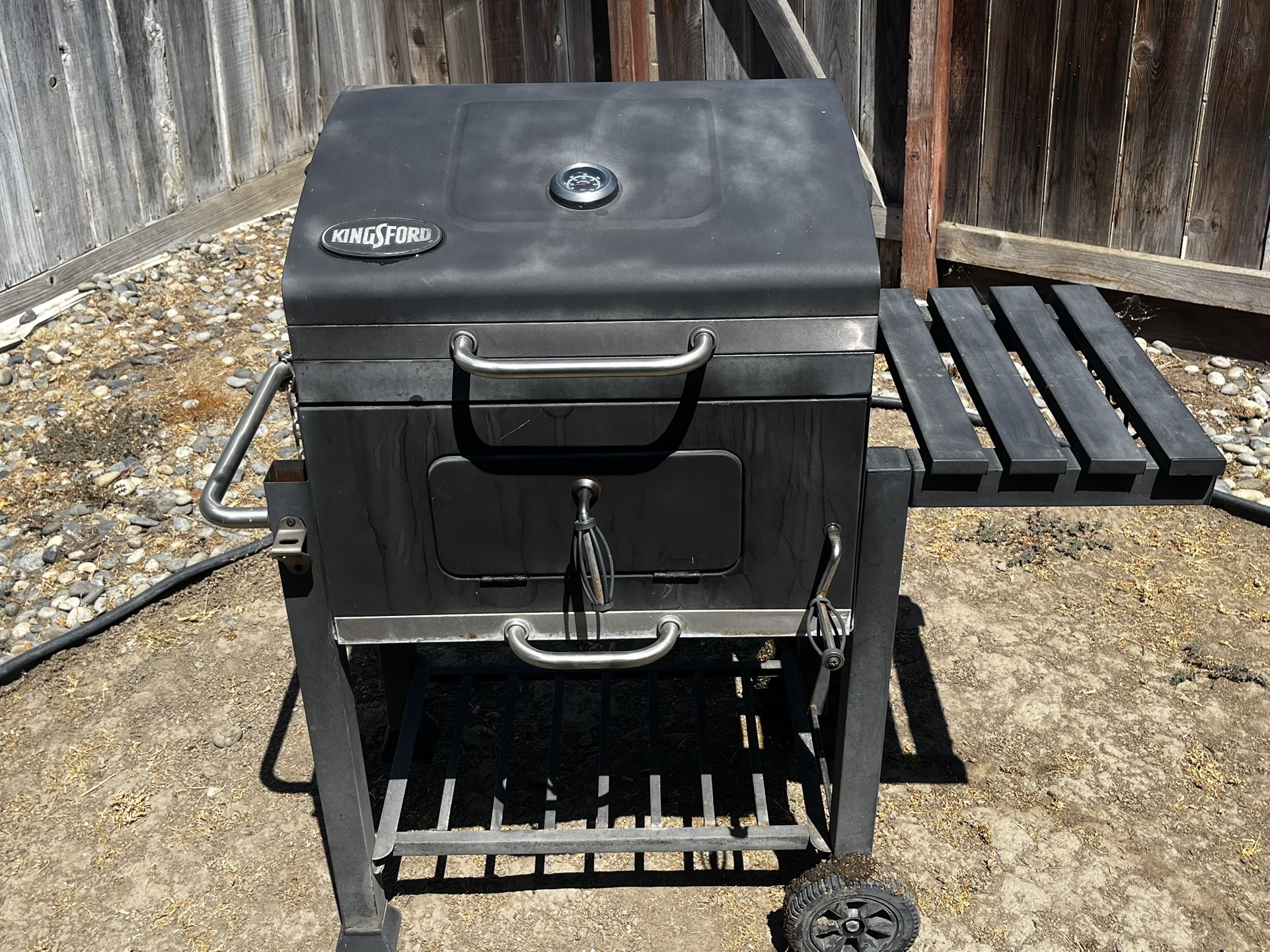 Kingsford Outdoor Grill - Charcoal