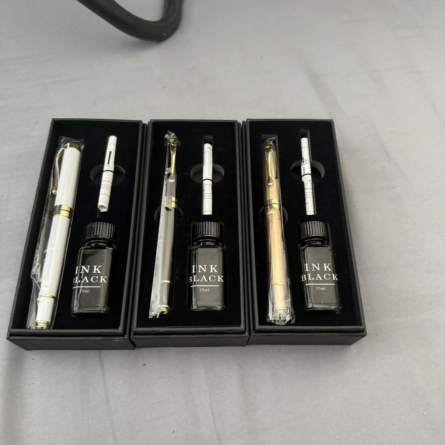 AuroraQuill fountain Pen in three colors with black ink and extra ink bottle 