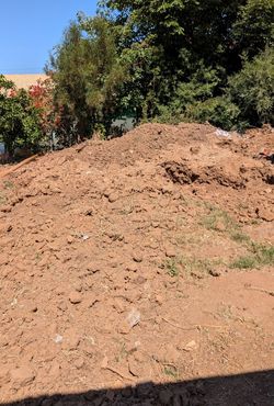 Free dirt for pick up