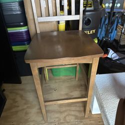 2 Bar Stools