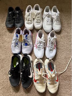 Women's Size 7: Nike Shoes