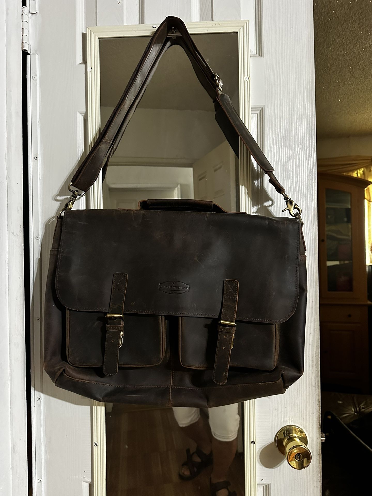 Briefcase Classy Leather Bag