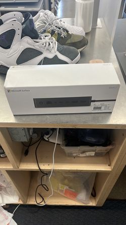 Microsoft Surface Dock 2